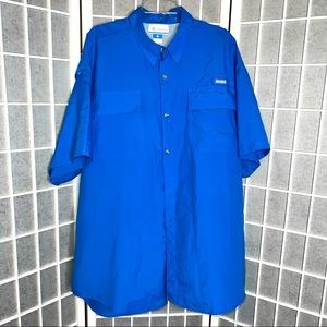 Columbia short sleeve button up size 2xl blue mesh lining